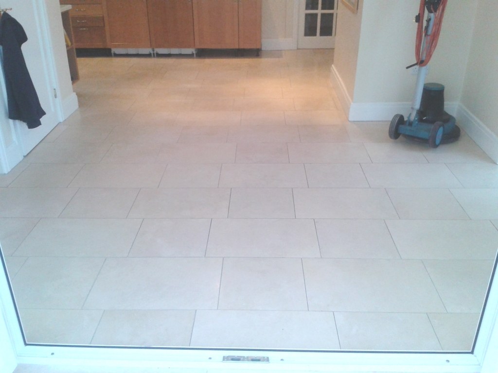 Limestone-Floor-Before-Cleaning-Oswestry-084009_1024x768.jpg